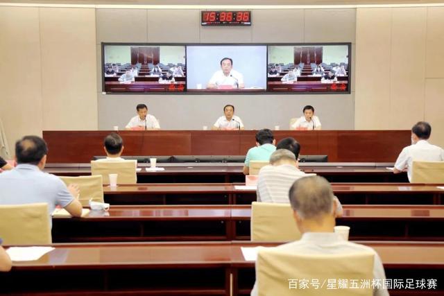 李贺的诗句“天若有情天亦老”，千年无人能敌，唯毛主席一言破局